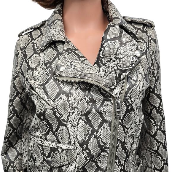 NWOT BLANK NYC Moto Jacket Snakeskin Python Print Faux Leather Zippered Women S - Picture 5 of 12